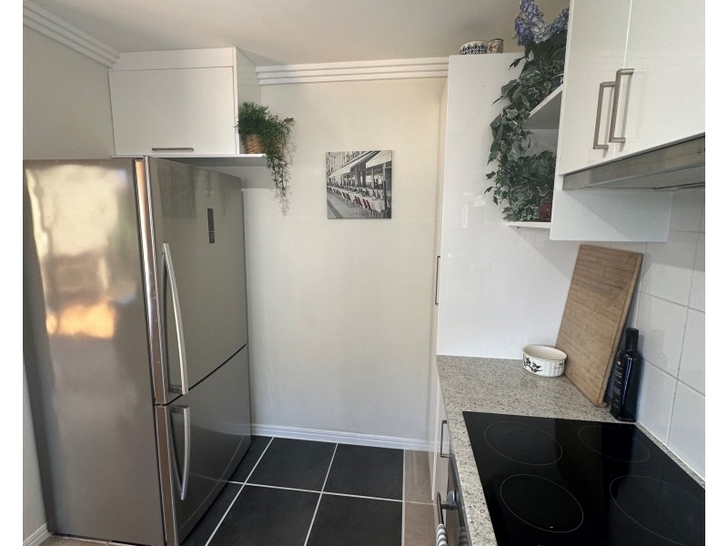 10/115 Frank Street, Labrador QLD 4215