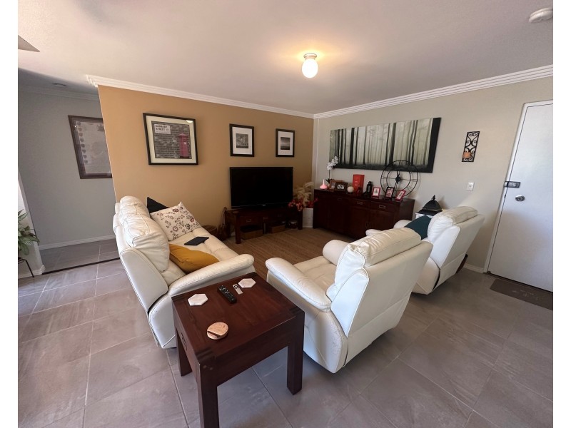 10/115 Frank Street, Labrador QLD 4215