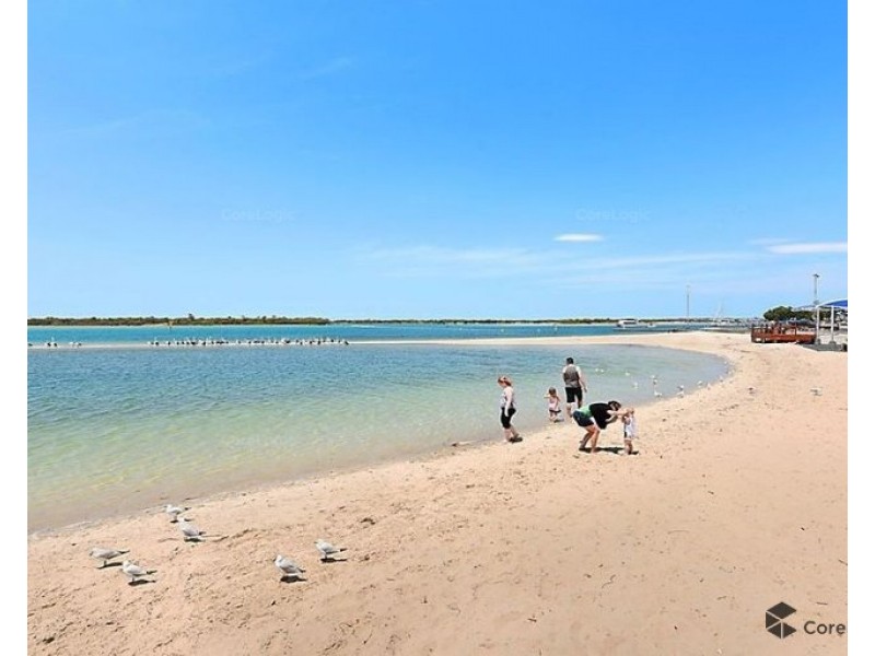 10/115 Frank Street, Labrador QLD 4215