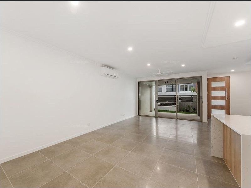 18 Evergreen View, Robina QLD 4226