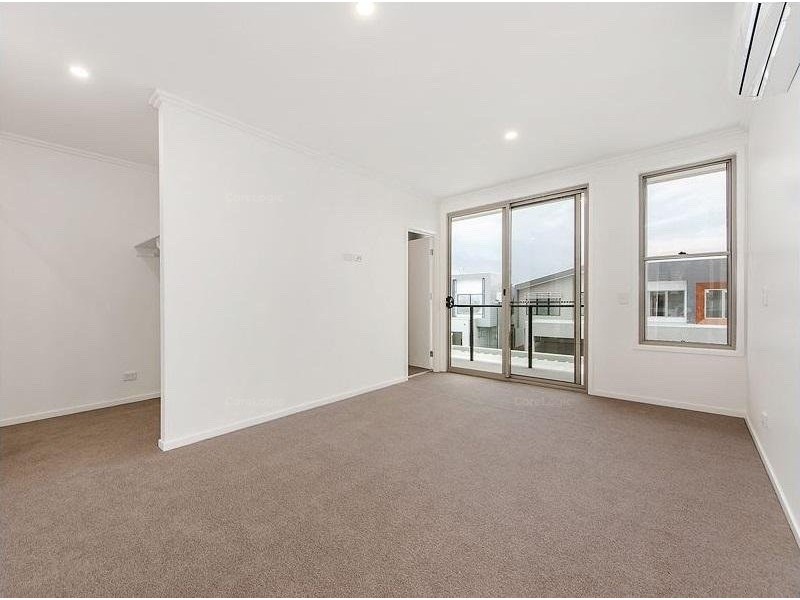 18 Evergreen View, Robina QLD 4226