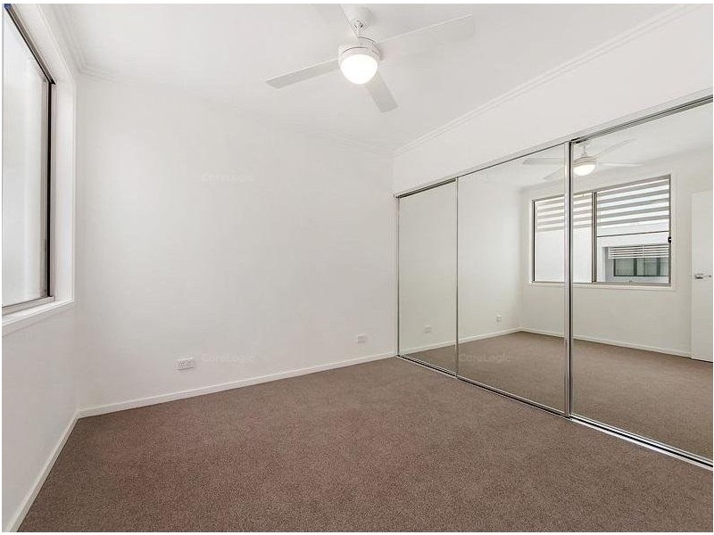 18 Evergreen View, Robina QLD 4226