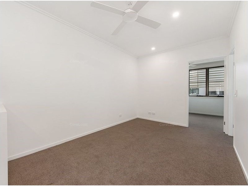 18 Evergreen View, Robina QLD 4226