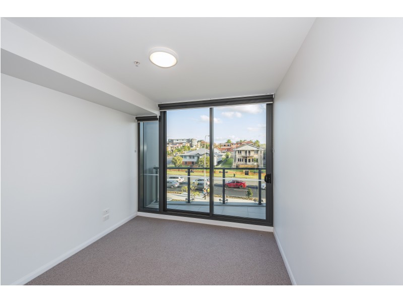 30406/300 Old Cleveland Road, Coorparoo QLD 4151