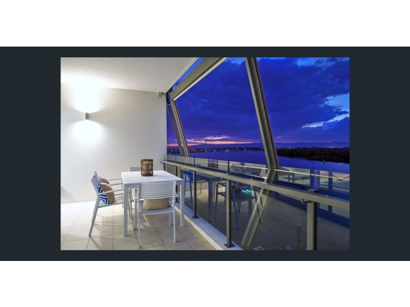 Paradise Point QLD 4216