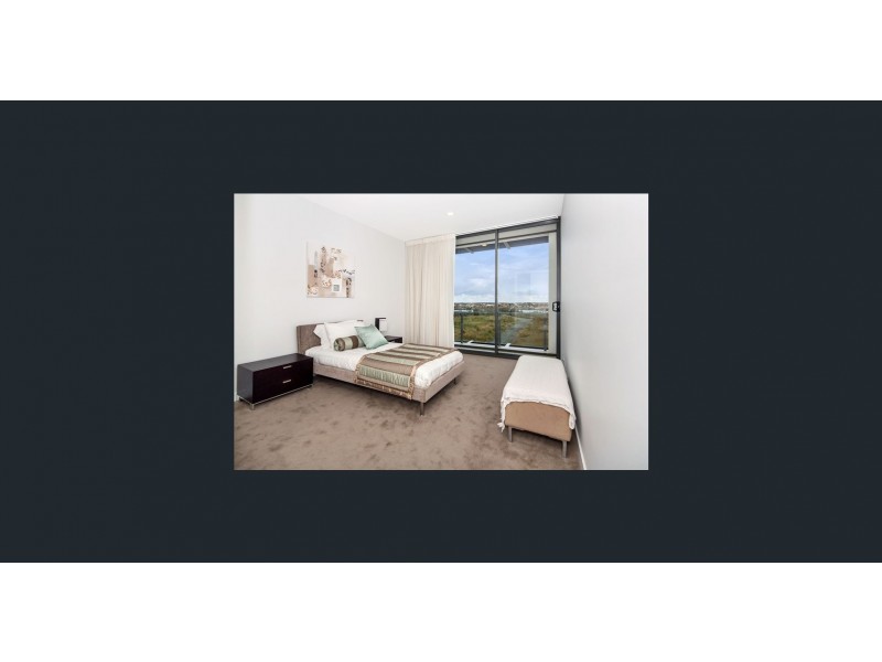 Paradise Point QLD 4216