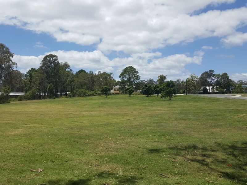 11 Rachow Street, Thornlands QLD 4164