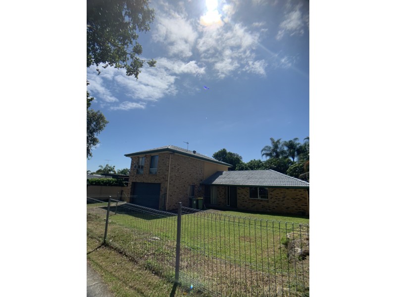 170 Ron Penhaligon Way, Robina QLD 4226