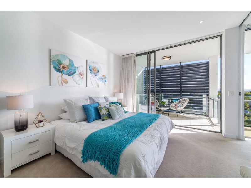 Paradise Point QLD 4216