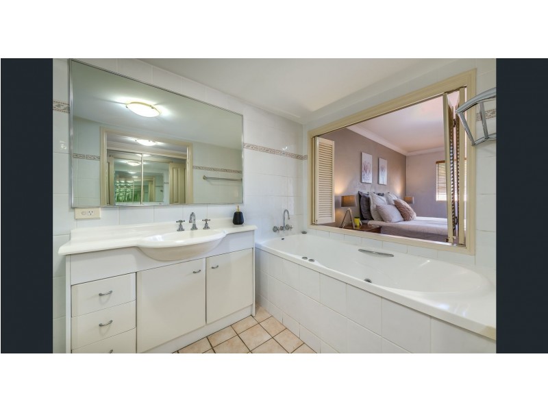 93/88-98 LIMETREE PARADE, Runaway Bay QLD 4216