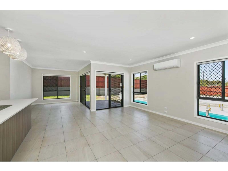 25 Majestic Place, Runcorn QLD 4113