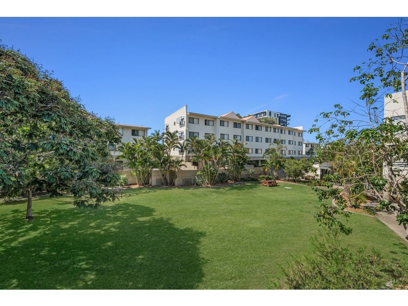 45/55 Harries Road, Coorparoo QLD 4151