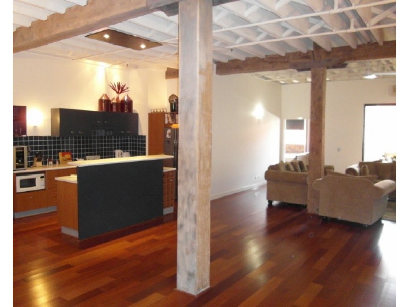 54 Vernon Tce, Teneriffe QLD 4005