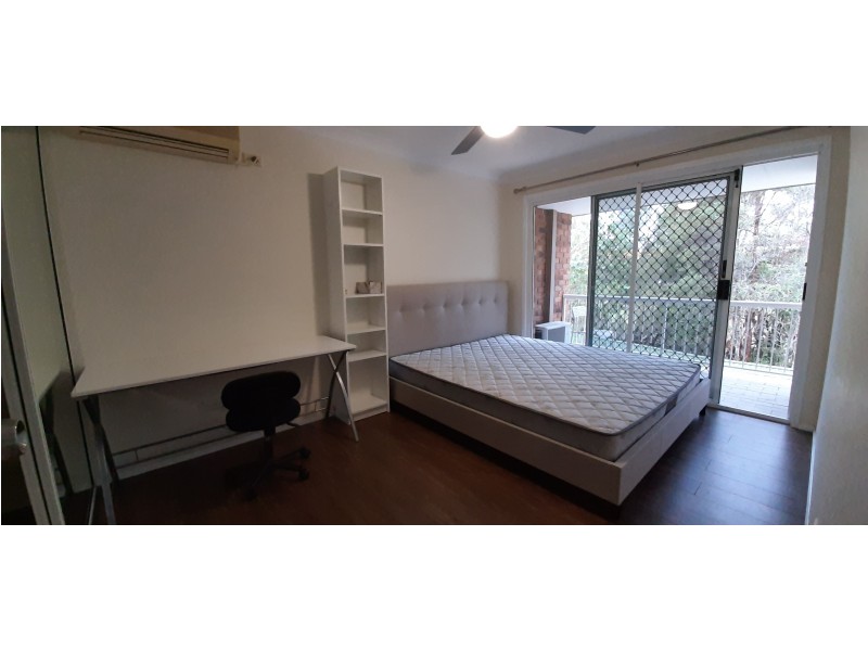 58/97 Edmund Rice Drive, Southport QLD 4215