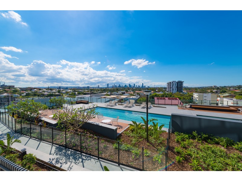 20603/300 Old Cleveland Rd, Coorparoo QLD 4151