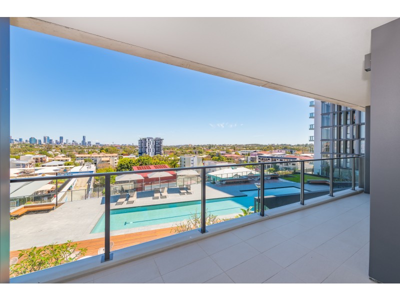 20603/300 Old Cleveland Rd, Coorparoo QLD 4151