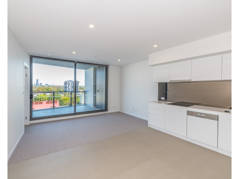 21105/300 Old Cleveland Rd, Coorparoo QLD 4151