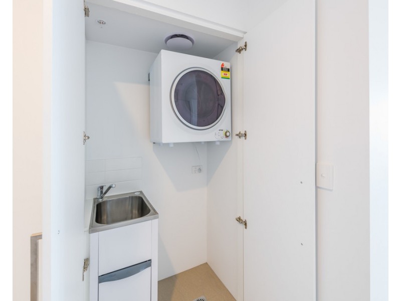 21105/300 Old Cleveland Rd, Coorparoo QLD 4151