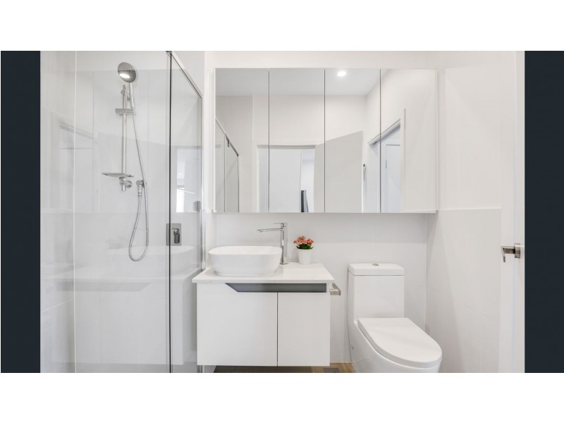 4/33 Sword Street, Woolloongabba QLD 4102