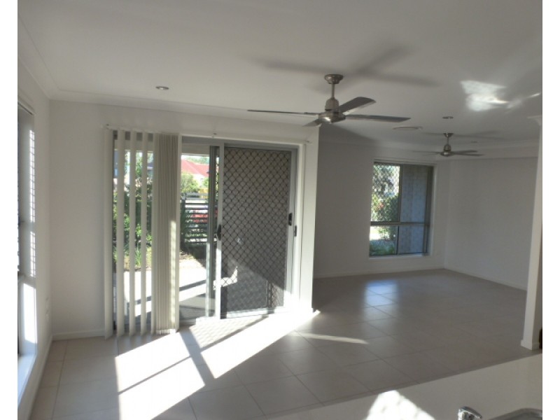 34/86 CARSELGROVE AVE, Fitzgibbon QLD 4018