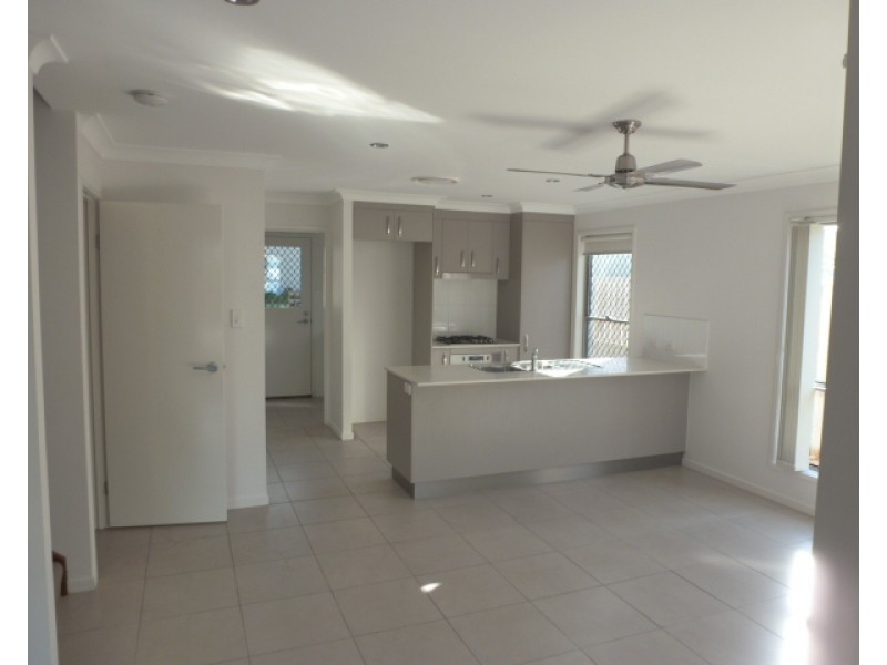 34/86 CARSELGROVE AVE, Fitzgibbon QLD 4018