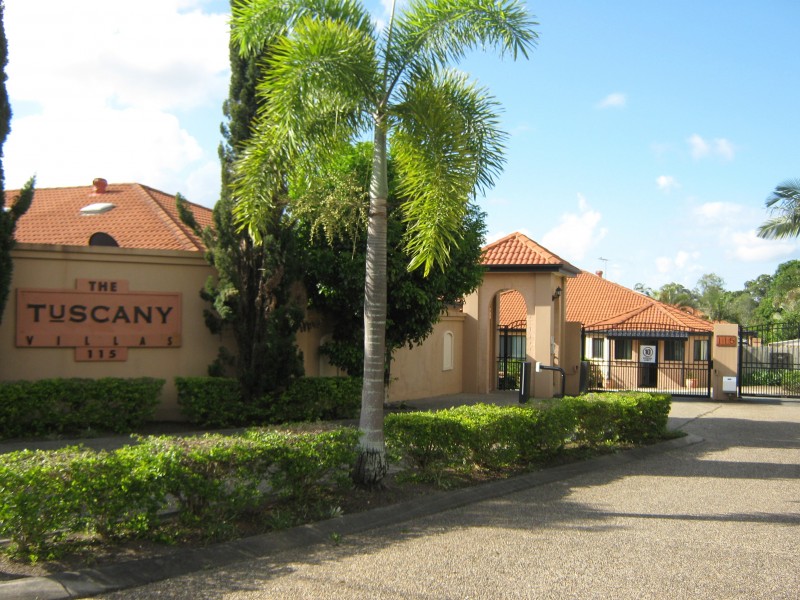 4/115 Albany Creek Road, Aspley QLD 4034