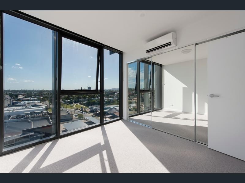 30801/300 Old Cleveland rd, Coorparoo QLD 4151