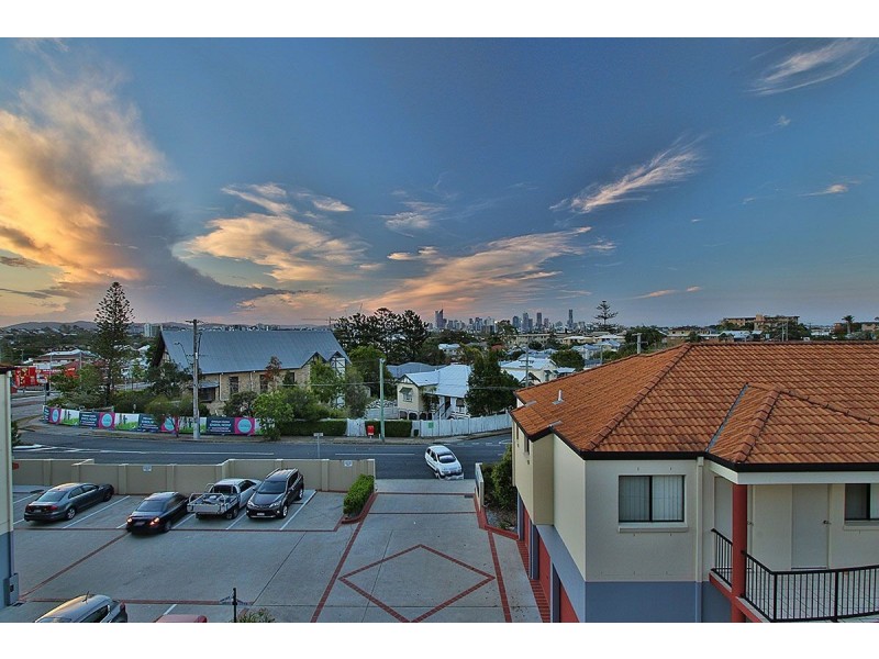 13/15 Dansie Street, Greenslopes QLD 4120