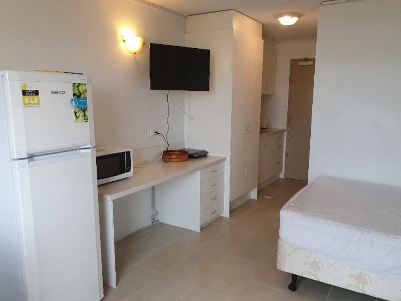 208 / 2 Barney Street, Southport QLD 4215