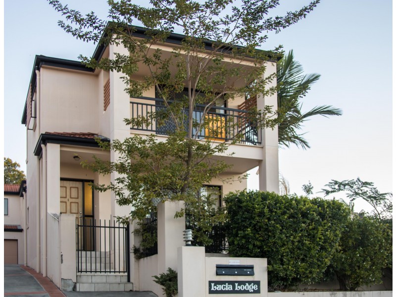 1/77 Depper St, St Lucia QLD 4067