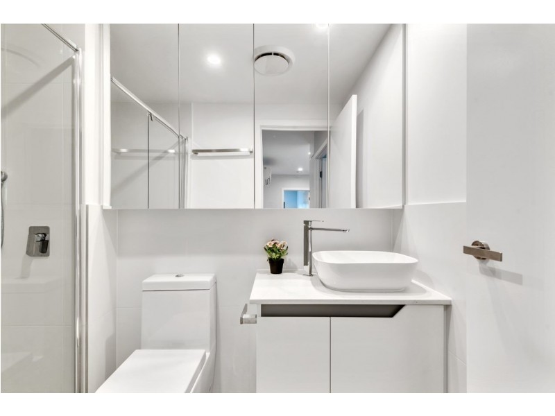 1/33 Sword Street, Woolloongabba QLD 4102
