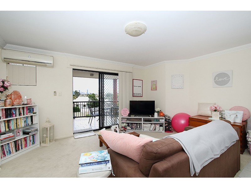 16/15 Dansie Street, Greenslopes QLD 4120