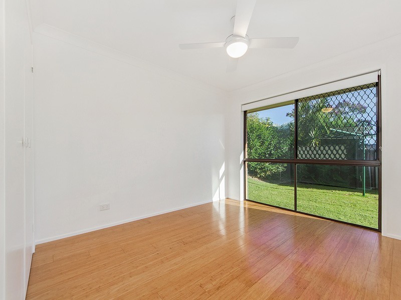 12 Kallaroo Crescent, Ashmore QLD 4214