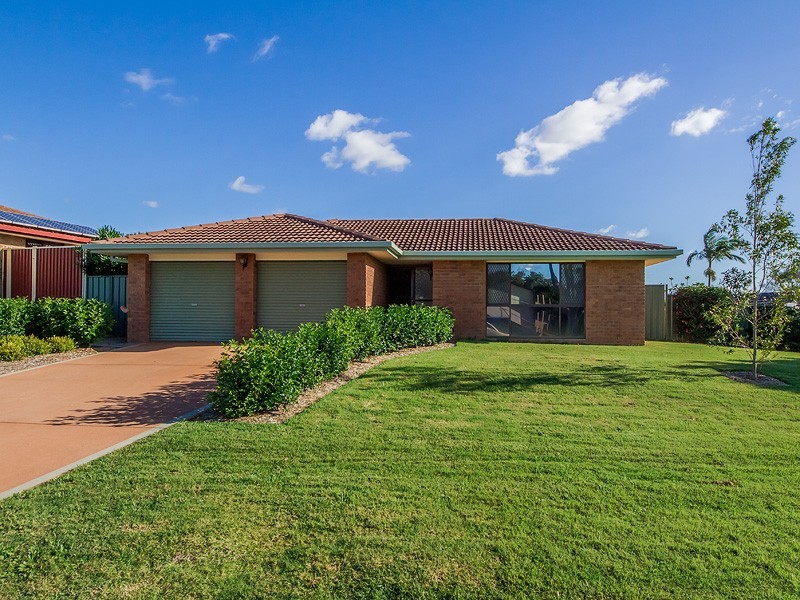 12 Kallaroo Crescent, Ashmore QLD 4214