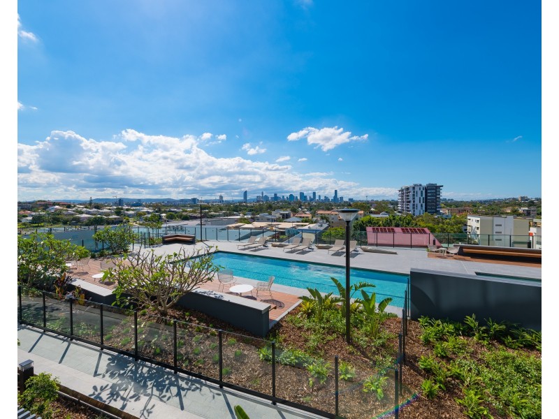 20703/300 Old Cleveland Rd, Coorparoo QLD 4151