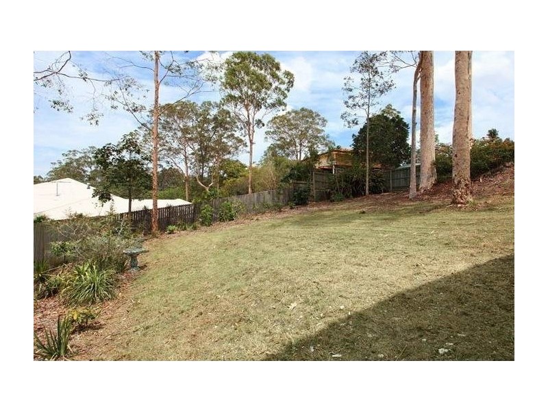 35 Kiriwina Street, Fig Tree Pocket QLD 4069