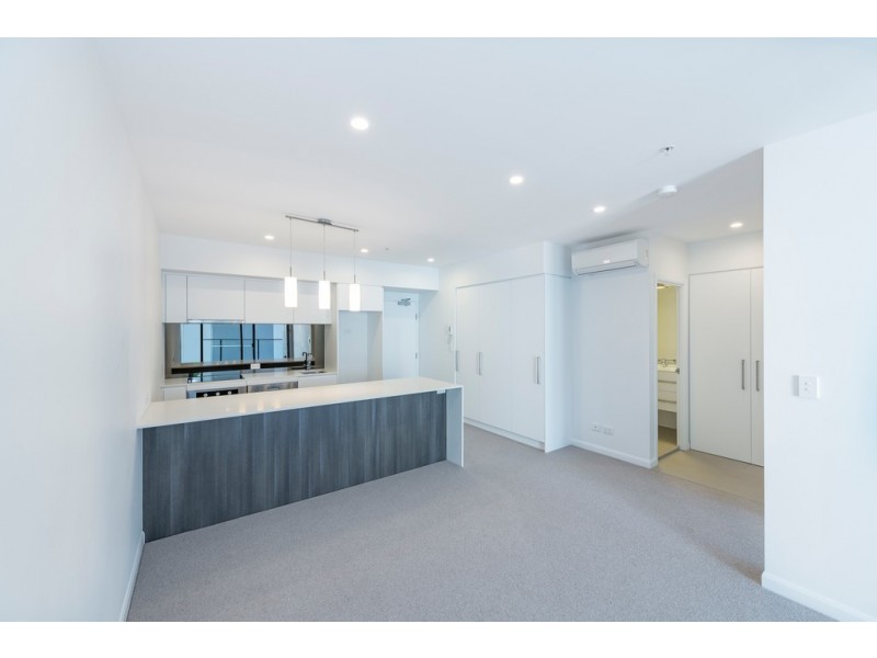 20809/300 Old Cleveland Road, Coorparoo QLD 4151