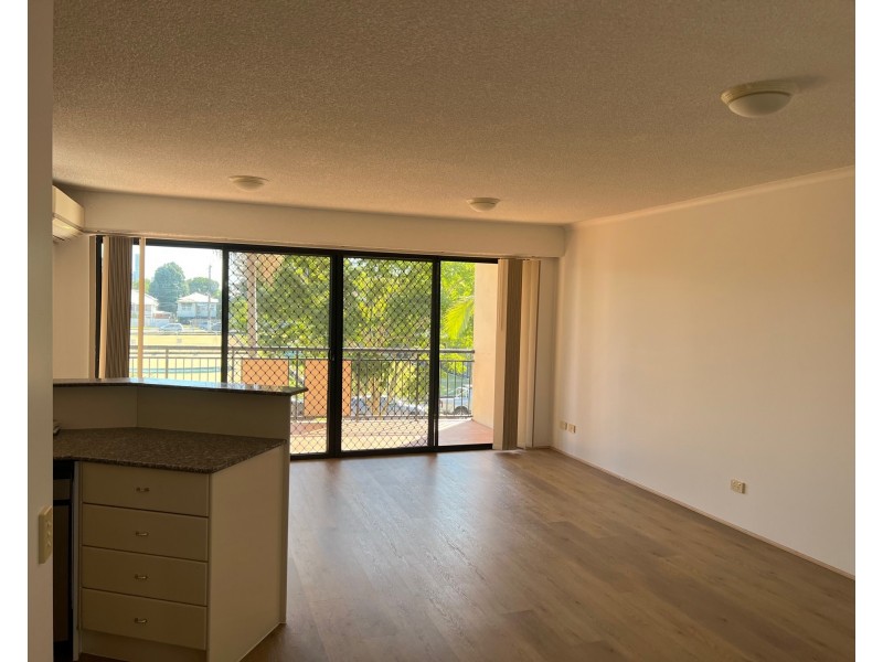 45 Harries Rd Harries Rd, Coorparoo QLD 4151