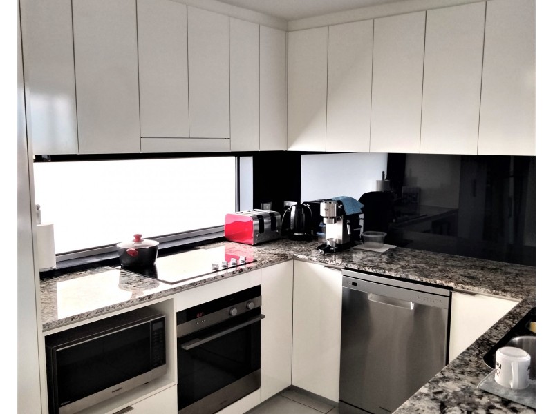 4 ANDERSON STREET, Scarborough QLD 4020