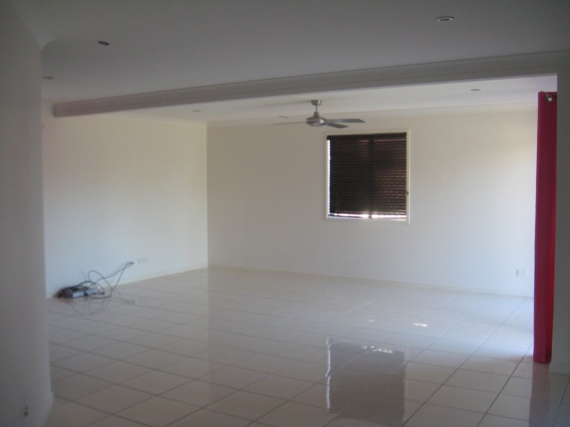 36 CRESTBROOK DRIVE, Morayfield QLD 4506