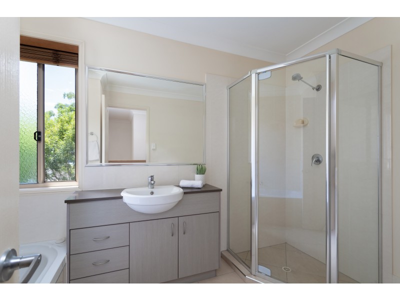 60/40 Hargreaves Road, Manly West QLD 4179