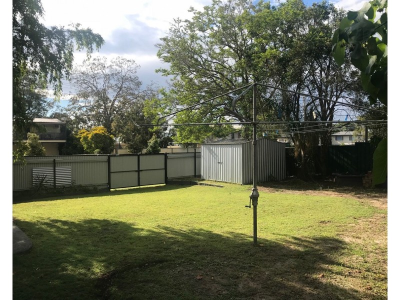 2 Hakea Street, Crestmead QLD 4132