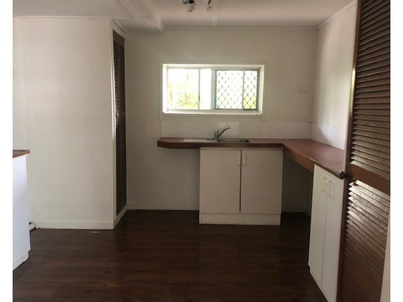 2 Hakea Street, Crestmead QLD 4132