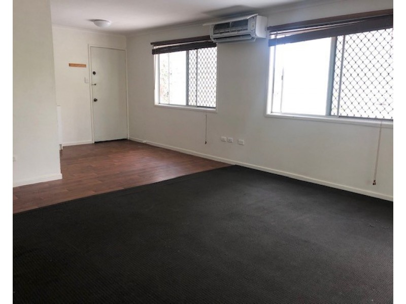 2 Hakea Street, Crestmead QLD 4132