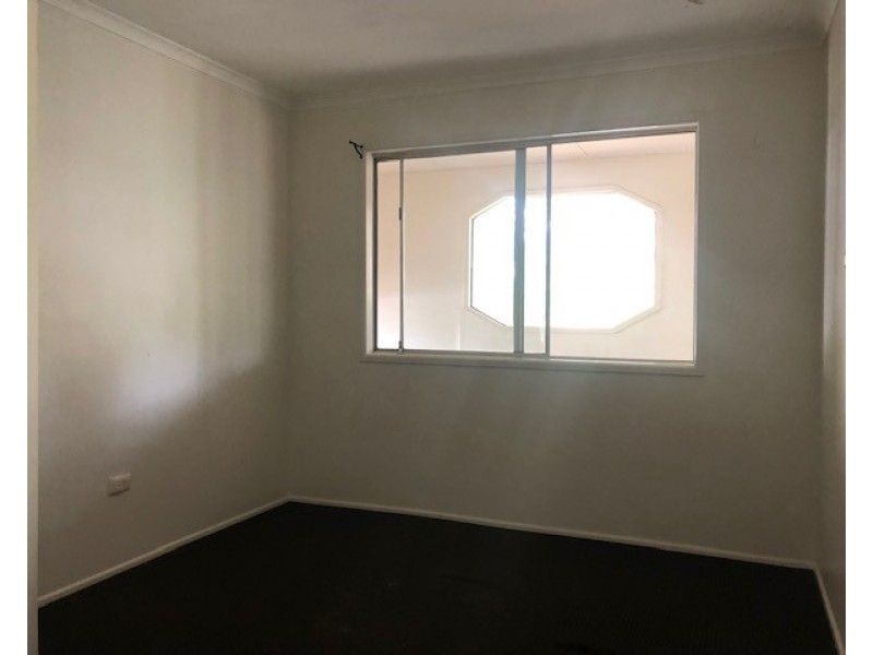 2 Hakea Street, Crestmead QLD 4132
