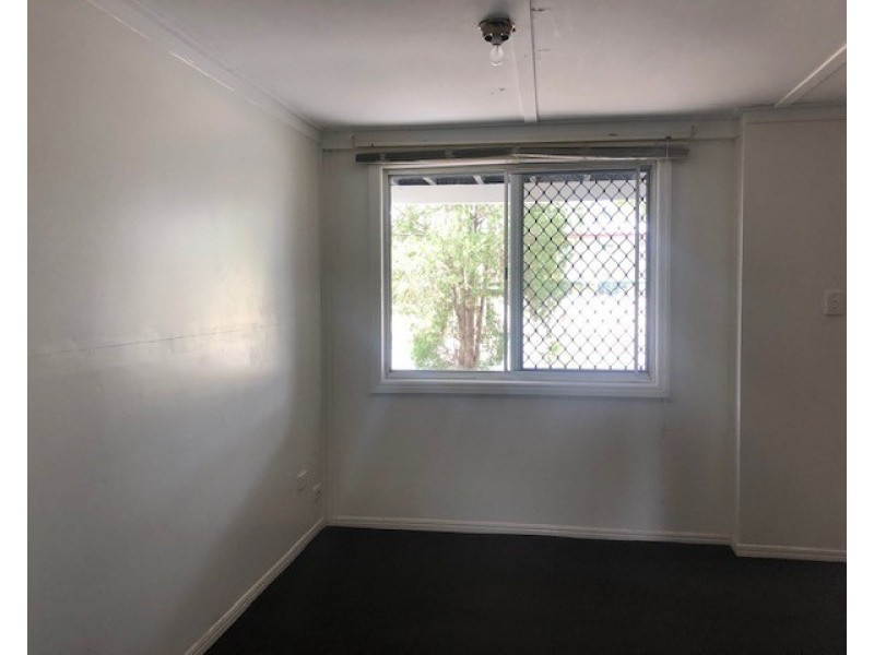 2 Hakea Street, Crestmead QLD 4132