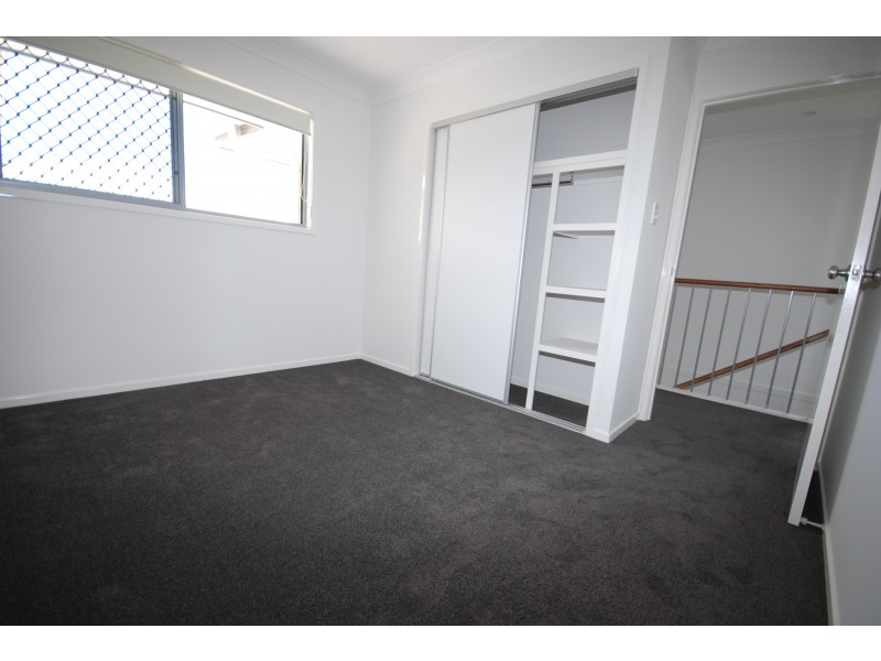 8/50 James Edward Street, Richlands QLD 4077