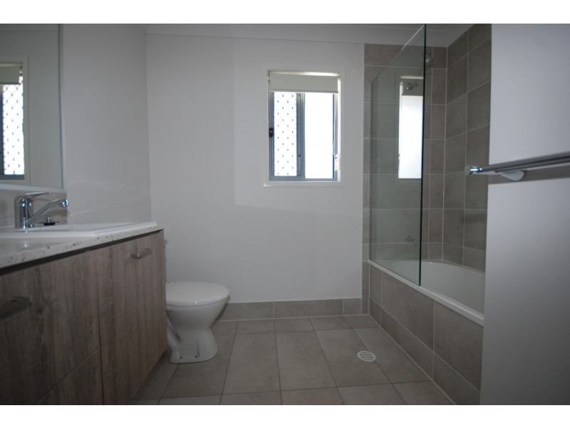 8/50 James Edward Street, Richlands QLD 4077