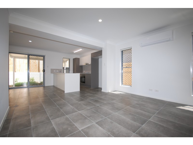 24/51 James Edward Street, Richlands QLD 4077