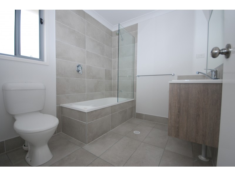 24/51 James Edward Street, Richlands QLD 4077